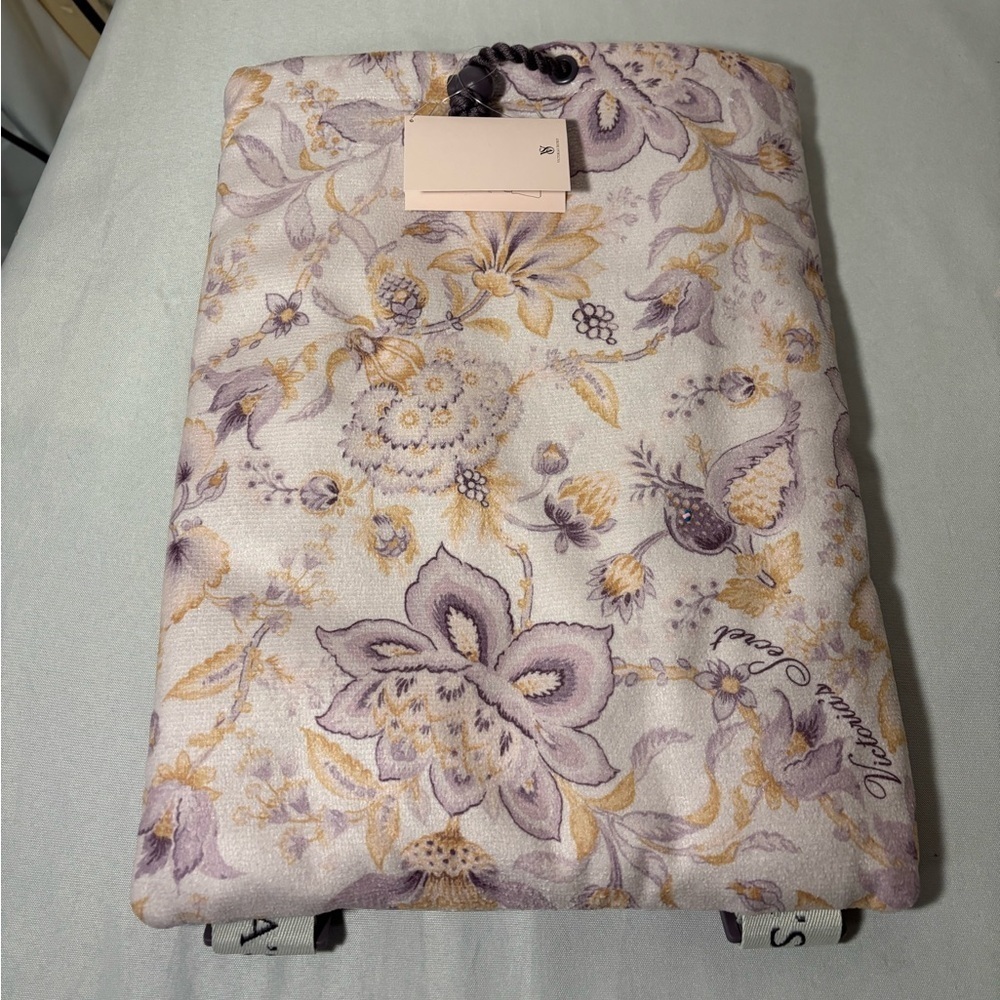 New with tags, Victoria’s Secret fold out towel backpack, #L970